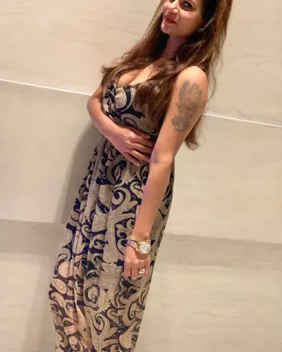 Rashmi Escort